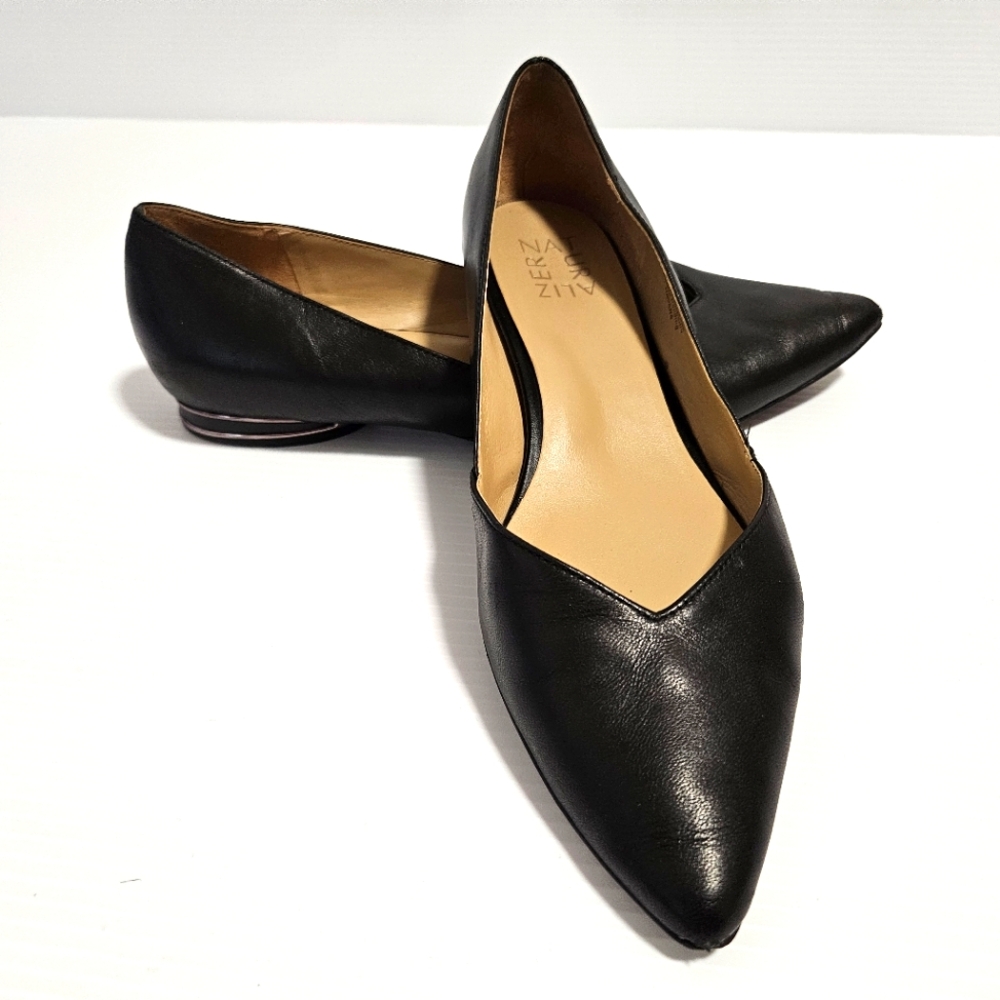 Naturalizer Black Leather Flats.   Size 9